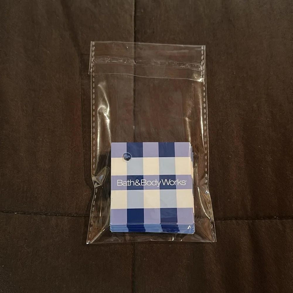 Bath & Body Works Small Gingham Gift Tags